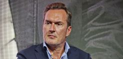 Οι προκλήσεις του 2024 με τα μάτια της νούμερο 1 εταιρείας φωτοβολταϊκών