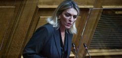 Πέρκα: Ενσωματώνουν οδηγία για προστασία των καταναλωτών μετά από ένα χρόνια ακραίας ακρίβειας και αισχροκέρδειας στην αγορά ενέργειας