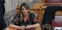 Π. Πέρκα: Ενημερώνουμε τον κ. Μητσοτάκη ότι το φυσικό αέριο είναι ορυκτό καύσιμο