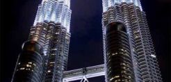 Αποφασισμένη να αποκτήσει την καναδική Progress Energy η Petronas 