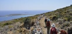 ΥΠΕΝ: Υπογράφηκε η υπουργική απόφαση για τις τεχνικές προδιαγραφές για τα μονοπάτια της υπαίθρου