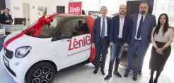 Ένα ηλεκτροκίνητο αυτοκίνητο Smart το κορυφαίο δώρο της ZeniΘ με αφορμή τα 20 χρόνια της