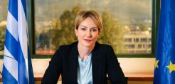 Σδούκου: Εξετάζουμε από μήνα σε μήνα αν θα δοθούν νέες επιδοτήσεις στο ρεύμα – Αποκλιμάκωση των τιμών το Φθινόπωρο
