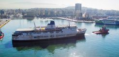 Ολοκληρώθηκε με επιτυχία η ναυαγιαίρεση και απομάκρυνση από το λιμάνι του Πειραιά του Ε/Γ-Ο/Γ "Παναγία Τήνου"