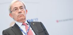 Ποιες είναι οι “15 εντολές” Πισσαρίδη για την αγορά της ενέργειας - Από επενδύσεις και ανταγωνισμό έως την αυτονομία της ΡΑΕ