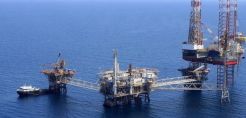 Εντός του Αυγούστου στη Βουλή προς κύρωση οι συμβάσεις παραχώρησης υδρογονανθράκων για Κρήτη - Ιόνιο - Κυπαρισσιακό