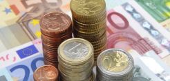 Στα 1,936 δισ. ευρώ το πρωτογενές πλεόνασμα για το πρώτο εξάμηνο του έτους