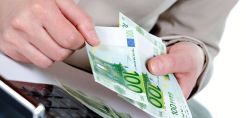 Πληρώνει «ντούκου» η ΔΕΗ – Μηδένισε τα ληξιπρόθεσμα προς ΑΔΜΗΕ