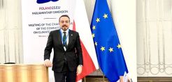 Στη Βαρσοβία, στη Συνδιάσκεψη για το Κλίμα και την Ενέργεια, ο Φραγκίσκος Παρασύρης