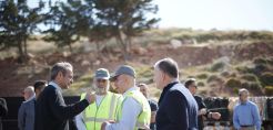 Μητσοτάκης: Πρότυπο η Τήλος στη διαχείριση αποβλήτων Το πρώτο νησί παγκοσμίως που μηδένισε την ταφή απορριμμάτων