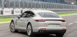 Τέλος στο πετρέλαιο η Porsche