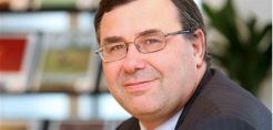 Pouyanné (πρόεδρος Total): Περιμένουμε την ελληνική Βουλή για να αρχίσουμε τις γεωτρήσεις