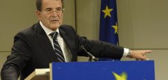 Ρ. Πρόντι: Η Ελλάδα δεν θα βγει από την Ευρωζώνη