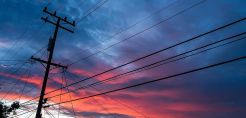 Εγκαταλείπει την προμήθεια ρεύματος και αερίου η Πετρογκάζ – Στο «τελευταίο καταφύγιο» περνάνε οι πελάτες της
