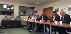 Συνάντηση στο ΥΠΕΝ για τις μετεγκαταστάσεις Ακρινής και Αναργύρων