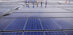 Yingli: Στα 2,3 GW οι παραγγελίες το 2012, στοχεύει τα 3,3 GW το 2013