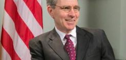 Pyatt: Οι ΗΠΑ δεσμεύονται στη στήριξη της διαδικασίας ανάκαμψης της Ελλάδας