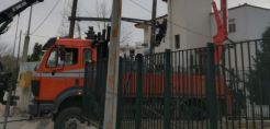 Πυλαία: Απομακρύνθηκε ο εναέριος υποσταθμός του ΔΕΔΔΗΕ που βρισκόταν εντός του προαυλίου σχολείων