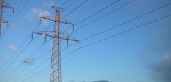 Η μεγάλη κόντρα ηλεκτροπαραγωγών και χαλυβουργιών