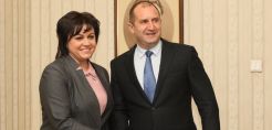Στην Ελλάδα αύριο ο πρόεδρος της Βουλγαρίας – Τα ενεργειακά στο επίκεντρο των διμερών επαφών 