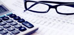 ΡΑΕ: Πώς να βρείτε το φθηνότερο τιμολόγιο ρεύματος μέσω του διαδικτυακού εργαλείου