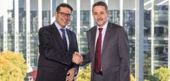 Repsol: Εξασφάλισε χρηματοδότηση 575 εκατ. ευρώ από την EIB για έργα ΑΠΕ 1.1 GW στην Ισπανία