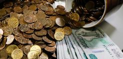 Οι τιμές πετρελαίου αναγκάζουν τους Ρώσους σε προϋπολογισμό ενός έτους