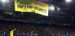 Μήνυμα ακτιβιστών της Greenpeace στον αγώνα Βασιλεία - Σάλκε