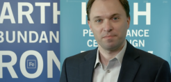 Craig Evans: Γιατί η βιομηχανία αποθήκευσης ενέργειας χρειάζεται να προχωρήσει πέρα από την εποχή “ιόντα λιθίου για όλα”