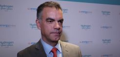 Παπασταματίου: Αναμενόμενη η σύσταση Κομισιόν στην Ελλάδα για τις ΑΠΕ - Η κυβέρνηση να «τρέξει» τις μεταρρυθμίσεις – Κομβική η μείωση του χρόνου αδειοδότησης