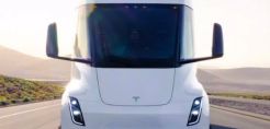 Η Tesla παραδίδει ηλεκτρικά φορτηγα στην PepsiCo