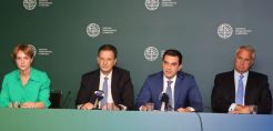 Σχέδιο εξοικονόμησης ΥΠΕΝ: Χρηματοδοτικά κίνητρα, ΑΠΕ και αυτοπαραγωγή για την ενεργειακή αναβάθμιση των κτηρίων - Στόχος εξοικονόμησης 30% μέχρι το 2030 
