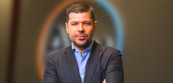 Τα ραντεβού Στάσση με μεγάλα επενδυτικά funds στο Νταβός - Στο επίκεντρο ο ρόλος της ΔΕΗ στη ΝΑ Ευρώπη, ο μετασχηματισμός σε powertech company και τα βήματα στο ΑΙ