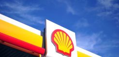 Υποχώρησαν τα κέρδη της Shell στο β' τρίμηνο