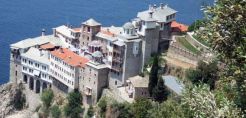 21 αυτόνομα φωτοβολταϊκά εγκαθιστά στο Άγιο Όρος η Περιφέρεια Κ. Μακεδονίας