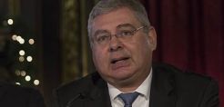 Τα βρήκαν Δημόσιο - Paneuropean στα ΕΛΠΕ: Ο Ανδρέας Σιάμισιης αναπληρωτής Δ/νων Σύμβουλος, εκπροσωπώντας τον Όμιλο Λάτση