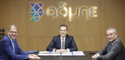 Hellenic Cables και ΑΔΜΗΕ υπέγραψαν τη σύμβαση για τις ηλεκτρικές διασυνδέσεις Λαύριο-Σέριφος και Σέριφος-Μήλος
