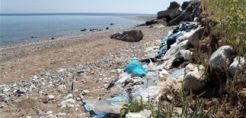 Σκουπιδότοπος στις εκβολές του Σελινούντα