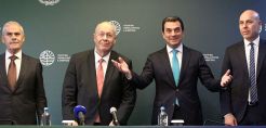 Σκρέκας: Σημαντική η συμβολή του κ. Κάπρου τα 2 τελευταία χρόνια - Ολοκληρώθηκε η τελετή παράδοσης - παραλαβής στο ΥΠΕΝ