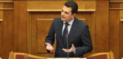 Σκρέκας: Τορπιλίζει τη συμφωνία για τον ΔΕΣΦΑ ο κ. Σκουρλέτης