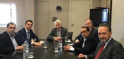 Έντονος προβληματισμός για το μέλλον της ΔΕΗ στη συνάντηση Παναγιωτάκη-Σκρέκα