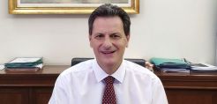 Σκυλακάκης: Συνεχίζουμε τη στήριξη στους λογαριασμούς νοικοκυριών και ευάλωτων - Η αγορά χρειάζεται δομικές αλλαγές