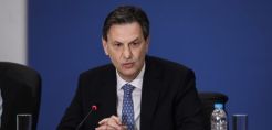 Θεαματική νίκη της Νέας Δημοκρατίας – Αυτοδύναμη κυβέρνηση, οχτακομματική Βουλή – Ο Θεόδωρος Σκυλακάκης «παίζει» για το ΥΠΕΝ