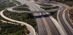 Σε κυκλοφορία από αρχές του 2016 η τοξωτή γέφυρα Τσακώνας