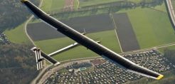 Έσπασε το ρεκόρ πτήσης το Solar Impulse 2