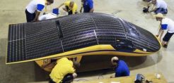 Τo ηλιακό όχημα της Solar World κάνει το γύρο του κόσμου