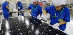 IHS: Το top 10 των κατασκευαστών φωτοβολταϊκών