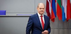 Σολτς: Η Γερμανία μπορεί να εξετάσει "πάγωμα" του Nord Stream 2 αν η Ρωσία επιτεθεί στην Ουκρανία