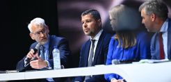 «Ομάδα ταχείας απόκρισης» της Κομισιόν εξετάζει πώς θα αποφευχθεί νέα κρίση τιμών το καλοκαίρι στη ΝΑ Ευρώπη - Ο αλγόριθμος και το καμπανάκι Στάσση ότι οι διασυνδέσεις πρέπει να δουλέψουν καλύτερα