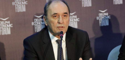Σταθάκης: Οι προσπάθειές μας προς την ενεργειακή μετάβαση θα ευοδωθούν - Οι τρείς μεγάλες προκλήσεις